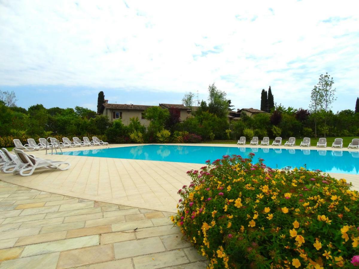 Phoenix Garda Hills Sirmione Exteriör bild